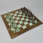 643282 Chess set